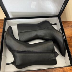Rachel Zoe “Zoey” Black Kitten Heel Boots size 7.5